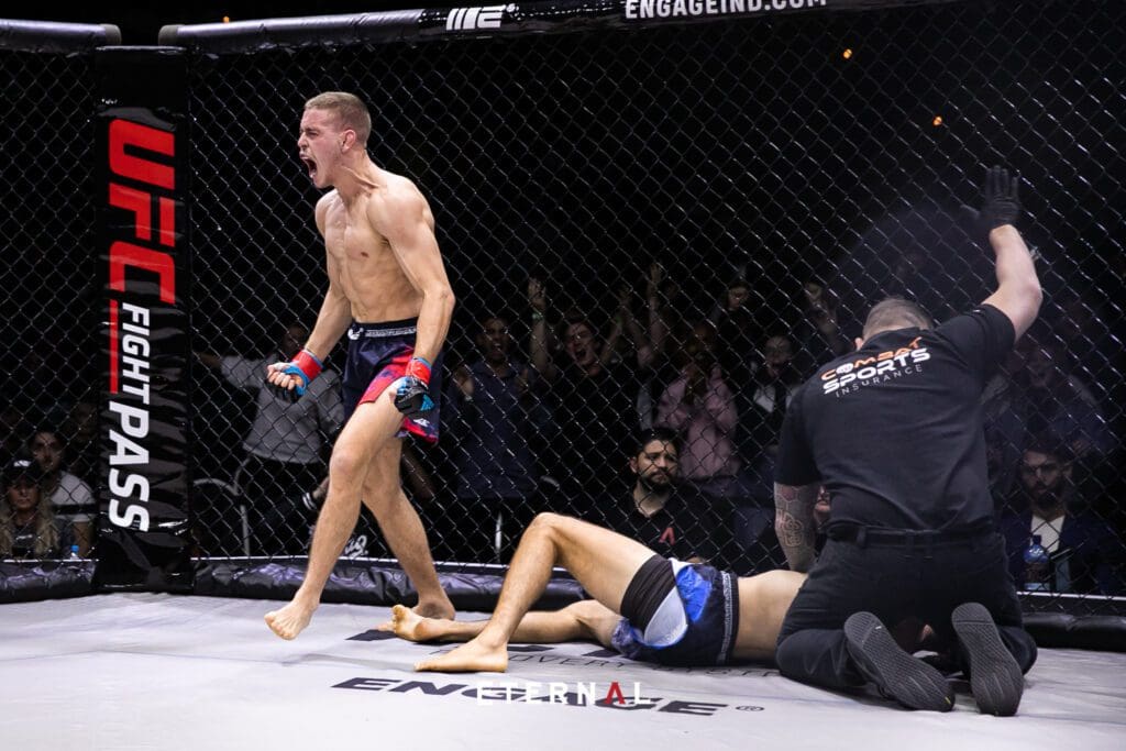 UFC: Brad Riddell falls to spectacular third-round TKO against