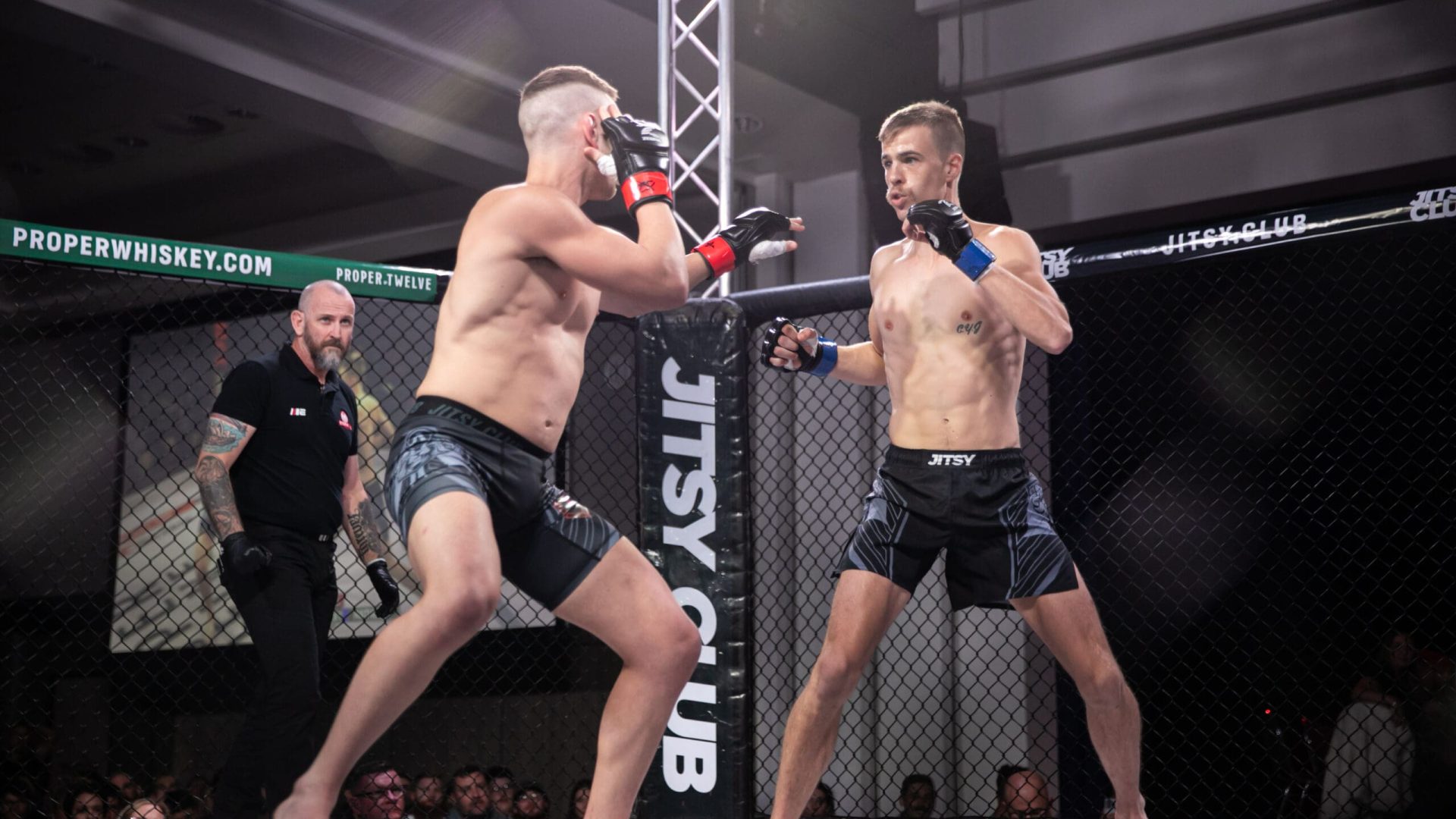 E77 - FIGHT 06 JON AIELLO VS DANIEL MATHESON HI RES C1-9