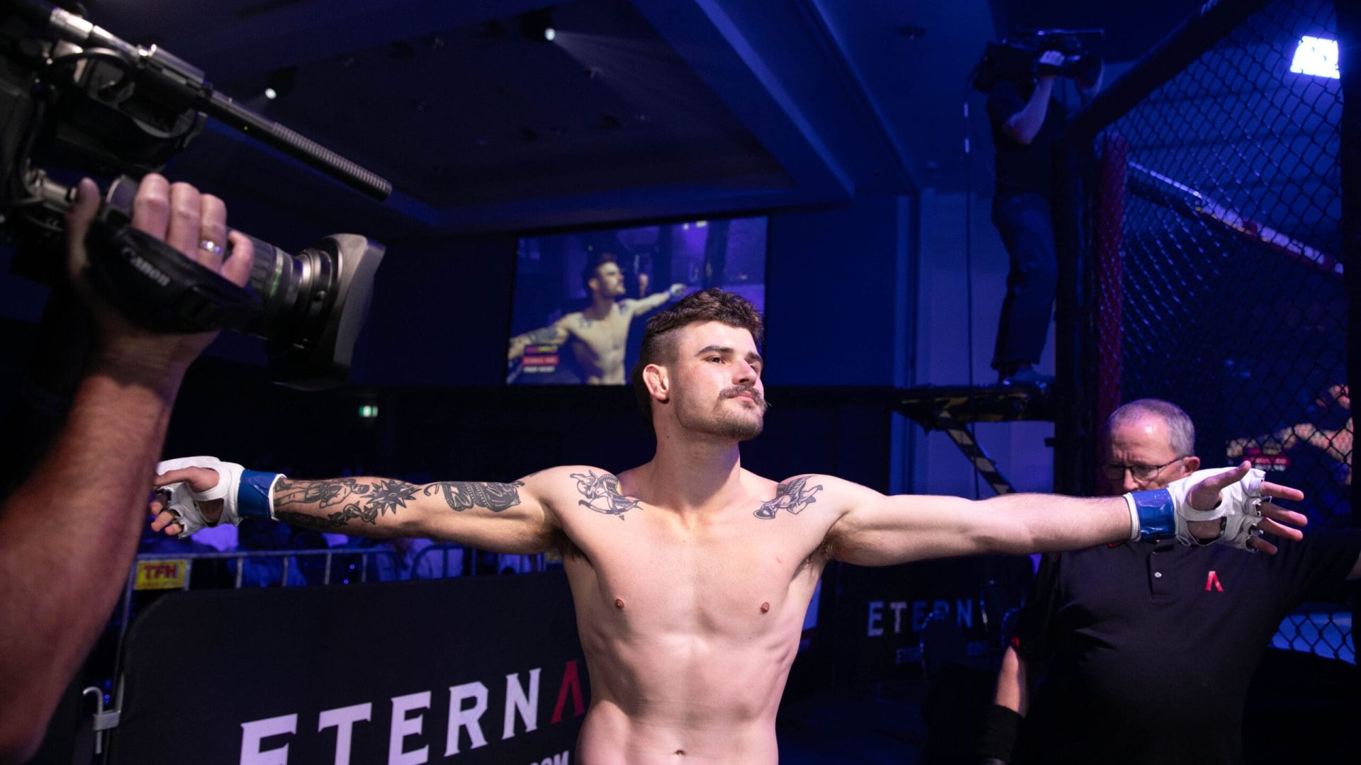 E96 F03 - KHALID NOORZAI VS BAXTER PICKERING HI RES C1-81