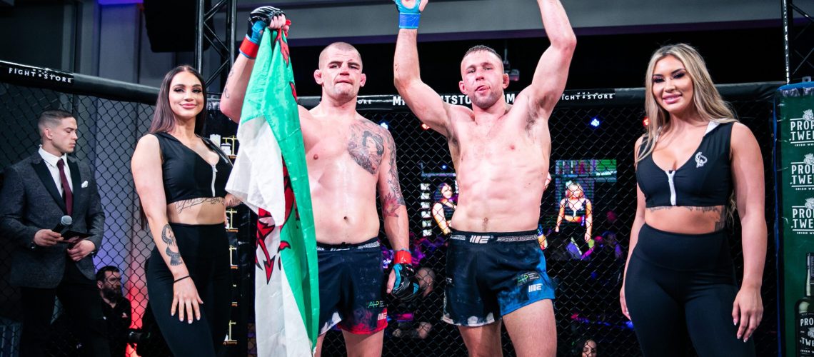FIGHT 11 - JOHN MARTIN FRASER VS MAT MYERS LR-35